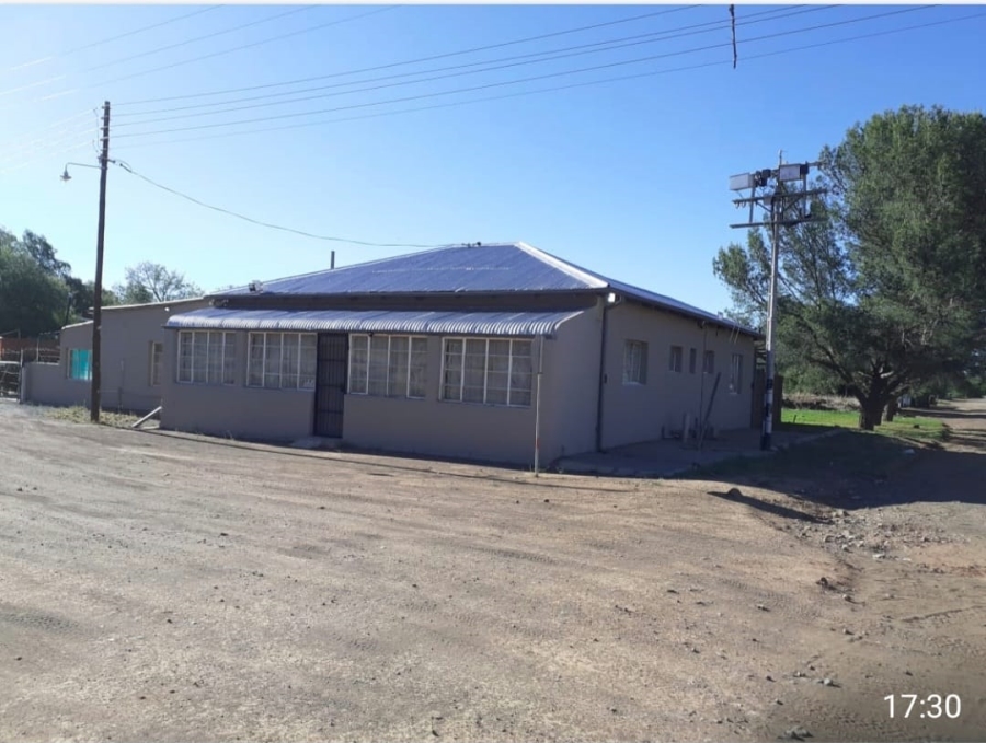 4 Bedroom Property for Sale in Luckhoff Free State